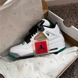 Women’s Jordan Retro 4 Rasta